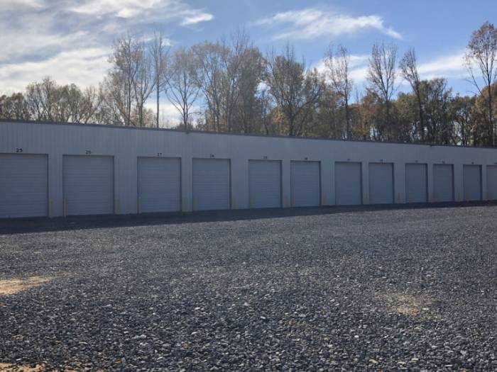 16 X 50 Fully Enclosed Storage Unit